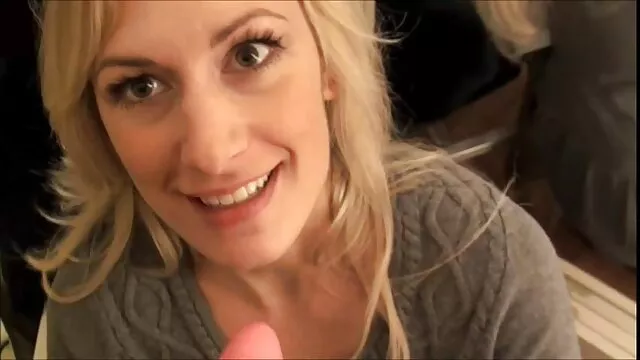 Meilleur porno sans inscription  La jeune femme mature taquine et baise vidéos érotiques en français un beau jeune homme