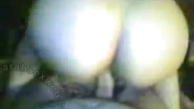 Meilleur porno sans inscription  Une jeune petite amie dans film erotique x la chambre a enlevé sa culotte et mis sur cette distance