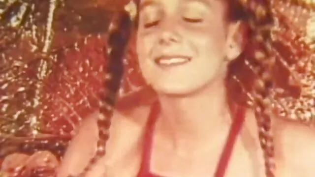 Meilleur porno sans inscription  Cet artiste mature a convaincu l'incubateur de se duck et l'a présenté sur le canapé video erotique brigitte lahaie