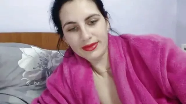Meilleur porno sans inscription  Lusty belle brune film erotique porno et blonde fille aime baiser dans la cuisine