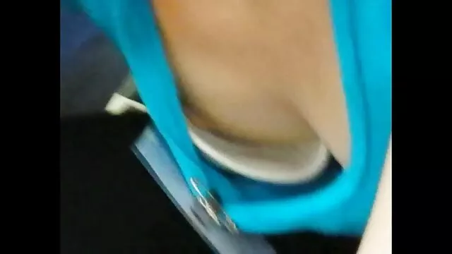 Meilleur porno sans inscription  Éponge humide tukif film erotique adolescent se masturber à la réception par gynécologue mature