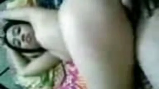 Meilleur porno sans inscription  Une films erotiques sur youtube prostituée qui se passionne pour satisfaire tous les désirs des hommes