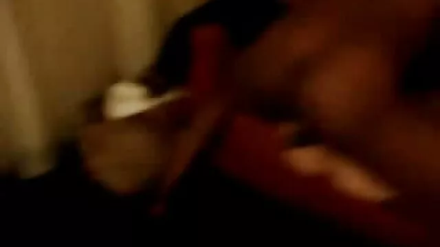 Meilleur porno sans inscription  Femme film erotic africain tatouée donnait un homme corné avec un tube épais dans son cul