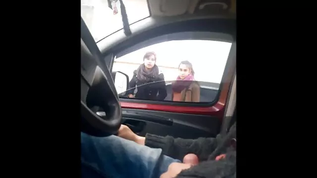 Meilleur porno sans inscription  Il traite Grosse bite à video erotique scenario une fille sexe affamé