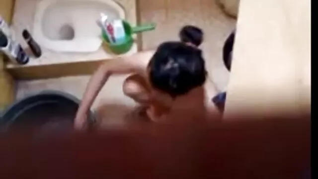 Meilleur porno sans inscription  Un homme expérimenté video scene erotique a mis le cul de l'étudiant et l'a baisé